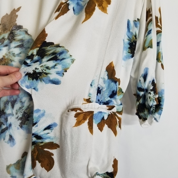 House of Harlow 1960 floral open front‎ cardigan white big blue flowers Large - Picture 3 of 13